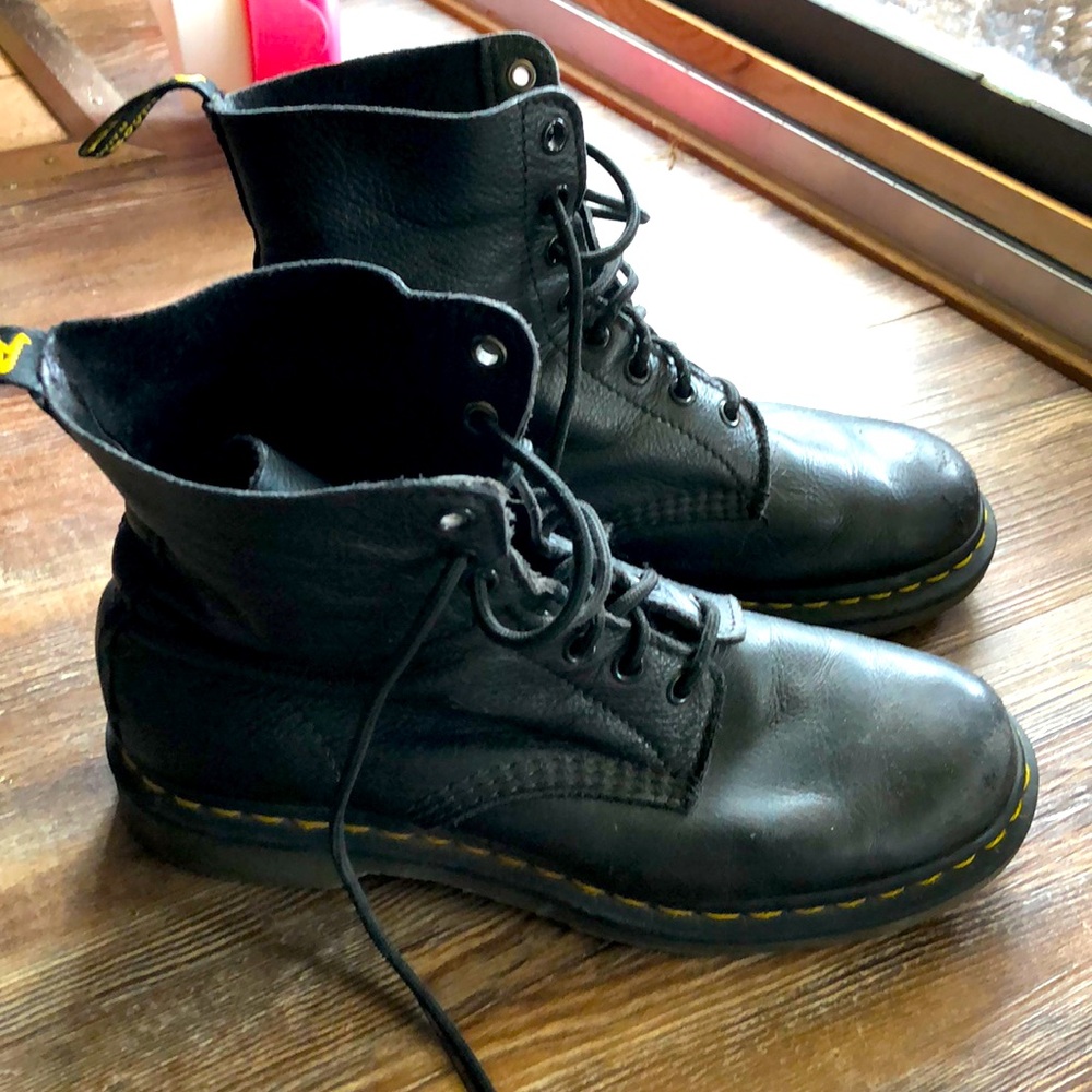 Dr. Martens Boots Soft Leather